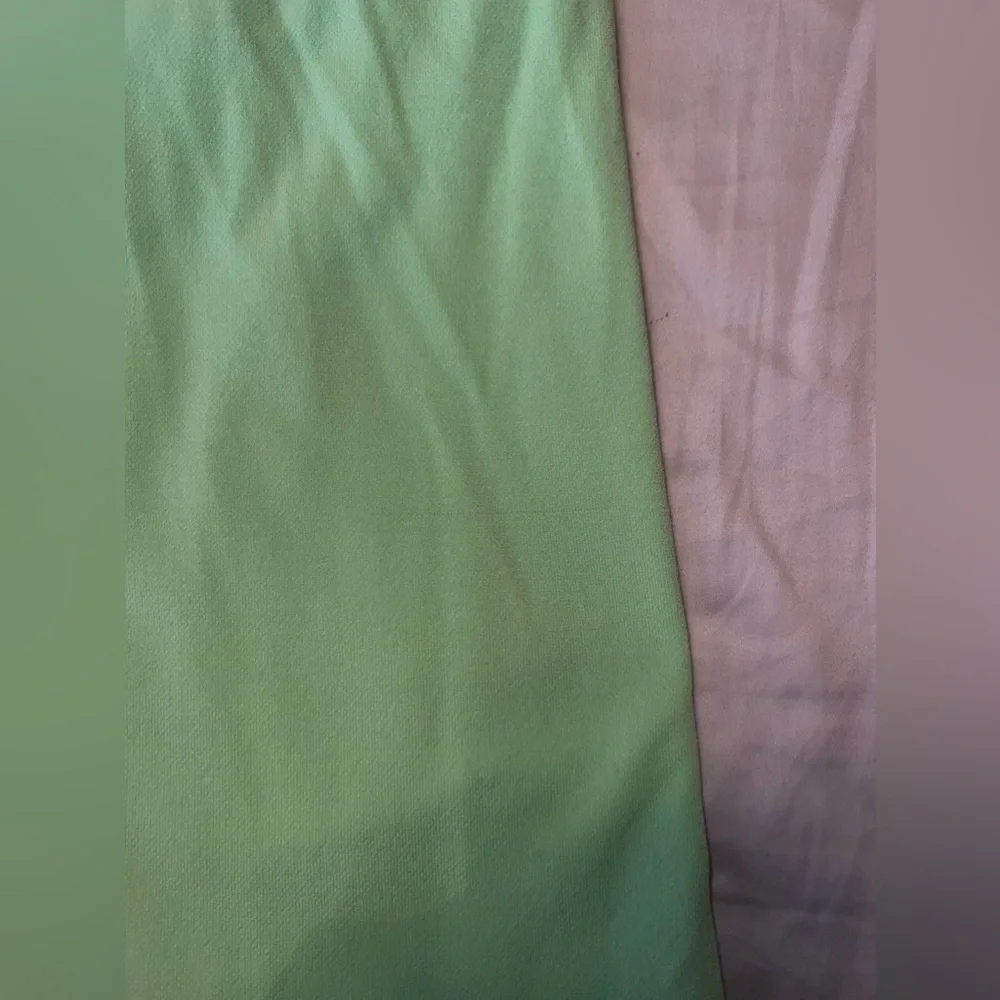 ALO Yoga Neon Green Seamless Essential Tank Size XS